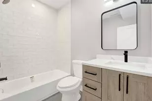 5418 W Belmont St, Chicago, IL 60641 - Photo 10