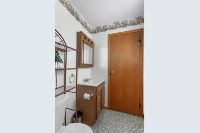 715 W Hillside Drive, Bensenville, IL 60106 - Photo 12