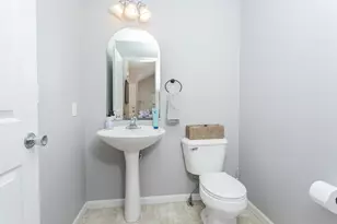 450 Beechwood Ct, Normal, IL 61761 - Photo 18