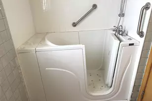 8001 S Harper Ave, Chicago, IL 60619 - Photo 8