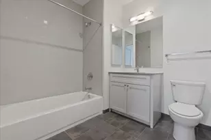 830 N Milwaukee Ave, Chicago, IL 60642 - Photo 10