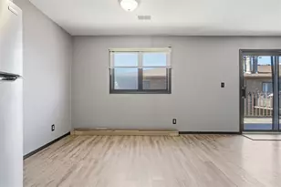 1916 Tracy Dr, Bloomington, IL 61704 - Photo 14