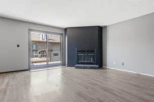 1916 Tracy Dr, Bloomington, IL 61704 - Photo 8