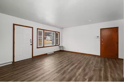 612 Waverly Road, Davenport, IA 52804 - Photo 4