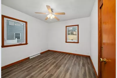 612 Waverly Road, Davenport, IA 52804 - Photo 14