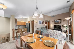 2014 N Stillwater Rd, Arlington Heights, IL 60004 - Photo 6