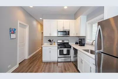 1938 N Rockwell Street #1, Chicago, IL 60647 - Photo 6