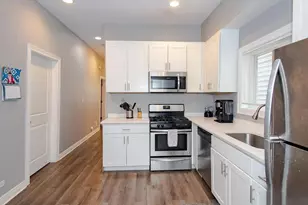 1938 N Rockwell St, Chicago, IL 60647 - Photo 6