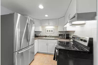 2900 Maple Avenue #15B, Downers Grove, IL 60515 - Photo 8