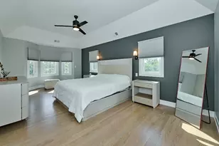 17W060 Burr Oak Ln, Willowbrook, IL 60527 - Photo 22