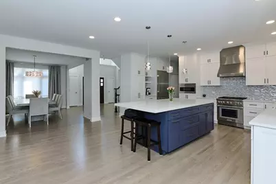 17W060 Burr Oak Lane, Willowbrook, IL 60527 - Photo 10