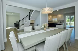 17W060 Burr Oak Ln, Willowbrook, IL 60527 - Photo 6