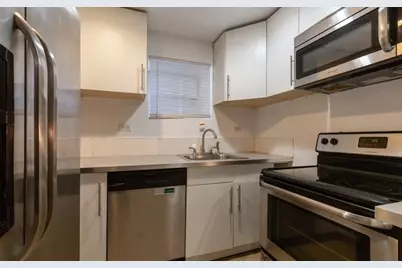 843 N Francisco Avenue, Chicago, IL 60622 - Photo 18