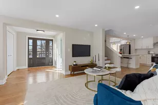 606 S York St, Elmhurst, IL 60126 - Photo 8