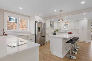 606 S York St, Elmhurst, IL 60126 - Photo 16