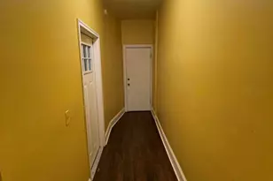 6835 S Calumet Ave, Chicago, IL 60637 - Photo 2