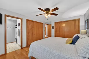 28W075 Aurora Ave, Naperville, IL 60540 - Photo 26