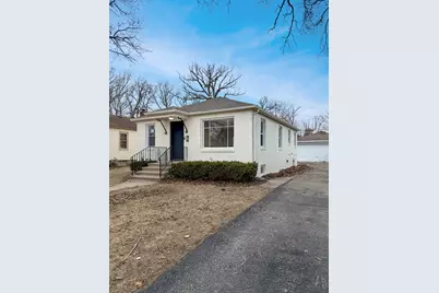 [Address not provided], Waukegan, IL 60085 - Photo 8