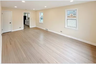 [Address not provided], Waukegan, IL 60085 - Photo 2