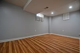 5238 N Moody Ave, Chicago, IL 60630 - Photo 12