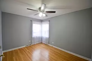 5238 N Moody Ave, Chicago, IL 60630 - Photo 6