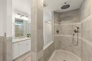 26W172 Klein Creek Dr, Winfield, IL 60190 - Photo 16