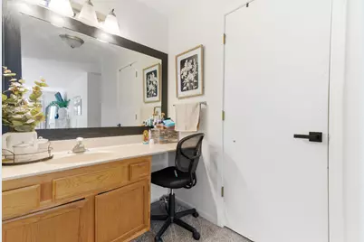 2001 Madison Avenue, Gurnee, IL 60031 - Photo 18