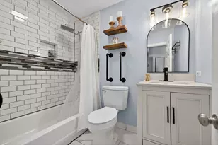 1324 W Huron St, Chicago, IL 60642 - Photo 16