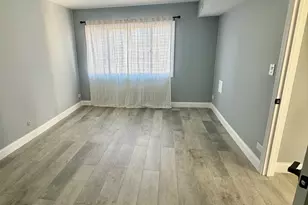 4000 Bayside Dr, Palatine, IL 60074 - Photo 12