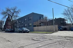 3639 W Iowa St, Chicago, IL 60651 - Photo 10