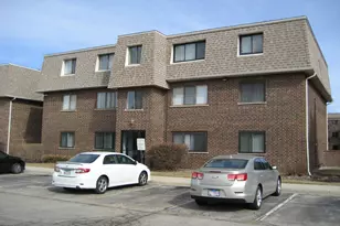 1424 Carol Ct, Palatine, IL 60074 - Photo 1