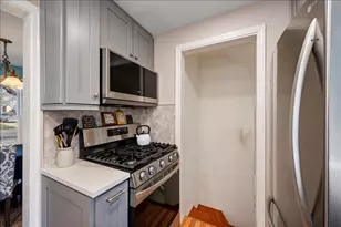 5352 N Oketo Ave, Chicago, IL 60656 - Photo 12