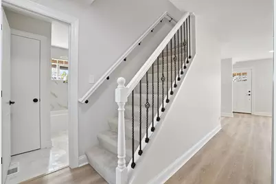 6051 S Normandy Avenue, Chicago, IL 60638 - Photo 2