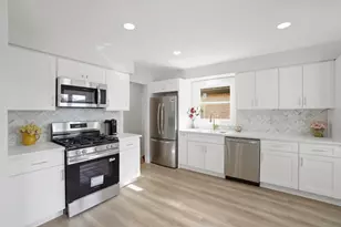 6051 S Normandy Ave, Chicago, IL 60638 - Photo 6