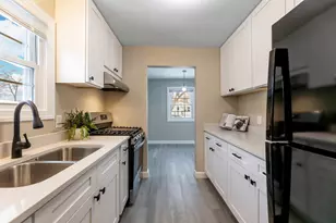 1616 Wilcox St, Crest Hill, IL 60435 - Photo 8