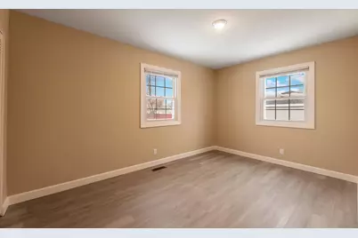 1616 Wilcox Street, Crest Hill, IL 60435 - Photo 12