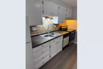 1110 W 18th Street #GE, Broadview, IL 60155 - Photo 6