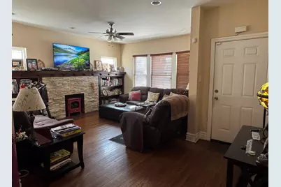 7249 S Calumet Avenue, Chicago, IL 60619 - Photo 2