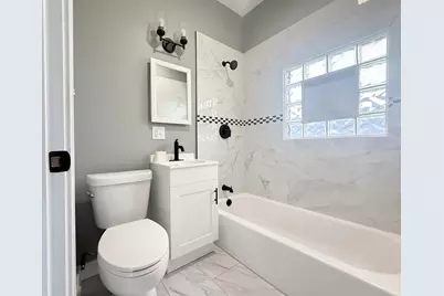532 N Lawler Avenue, Chicago, IL 60644 - Photo 6