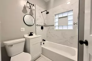 532 N Lawler Ave, Chicago, IL 60644 - Photo 10