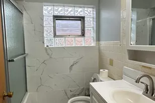 4819 W Winnemac Ave, Chicago, IL 60630 - Photo 4