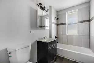 3924 W Altgeld St, Chicago, IL 60647 - Photo 10