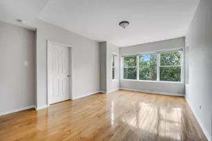 3924 W Altgeld St, Chicago, IL 60647 - Photo 4