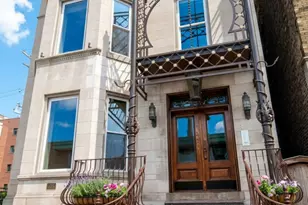 847 W Addison St, Chicago, IL 60613 - Photo 1