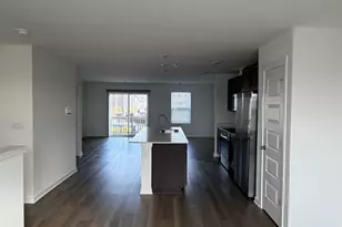 2637 Santa Fe Drive, Pingree Grove, IL 60140 - Photo 2