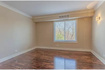 1615 E Central Road #401A, Arlington Heights, IL 60005 - Photo 12