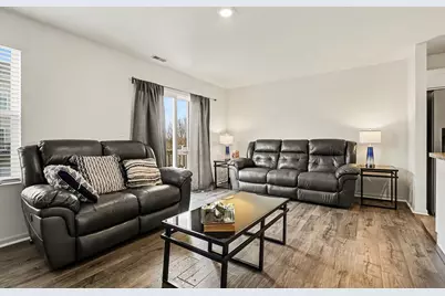 562 Spring Leaf Drive, Joliet, IL 60431 - Photo 8