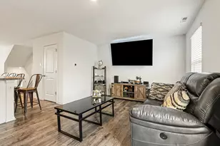 562 Spring Leaf Dr, Joliet, IL 60431 - Photo 4