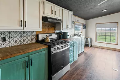 4239 Seven Hills Road, Odin, IL 62870 - Photo 14