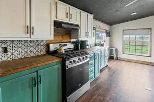 4239 Seven Hills Rd, Odin, IL 62870 - Photo 14